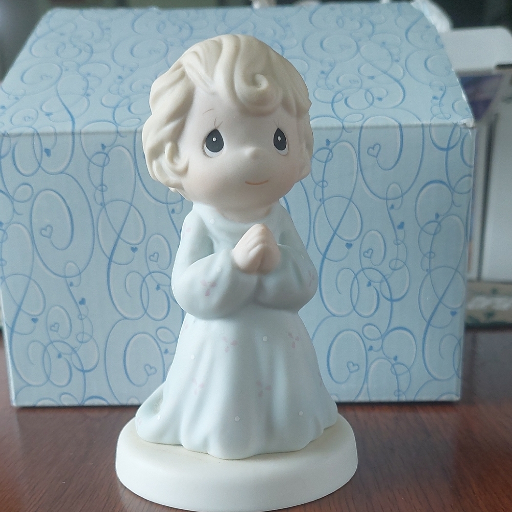 Precious Moments Prayer Figurine in Cream and Pink